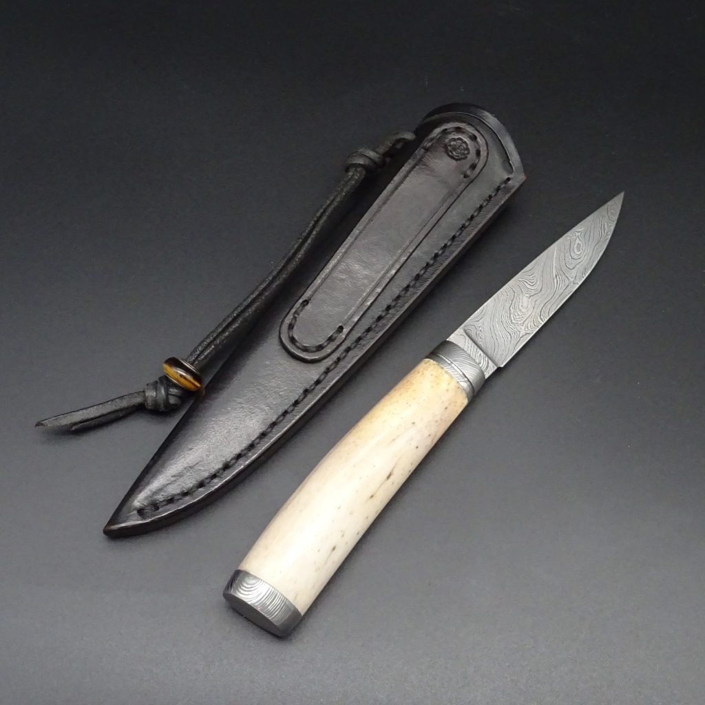 H. Schmidbauer Hunter Jagdmesser Damastklinge (9,2 cm) Oosik handgefertigt • De Rosa feine Messer & Scheren Tegernsee H. Schmidbauer Hunter Jagdmesser Damastklinge (9,2 cm) Oosik handgefertigt – Bild 8