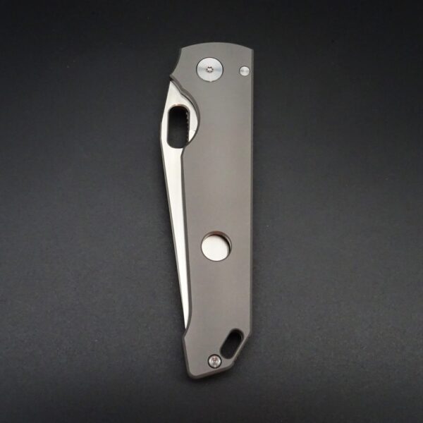 Fachhandel & Onlineshop • De Rosa • feine Messer & Scheren • Rosenstraße 1 • Tegernsee • De Rosa feine Messer & Scheren Tegernsee Bastards Knives Krush by Jürgen Schanz Taschenmesser CPM-3V-Klinge 9,6cm Titan