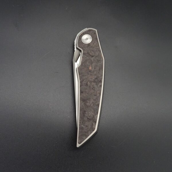 Bastards Knives Navaya Queiros Taschenmesser Magnacut-Klinge 9,5 cm Titan/Fatcarbon