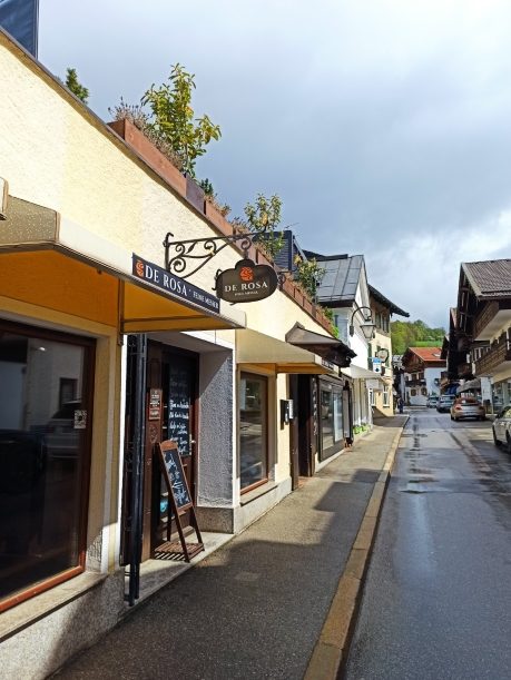 Unser Service für Ihren Einkaufserlebnis! • De Rosa feine Messer & Scheren Tegernsee