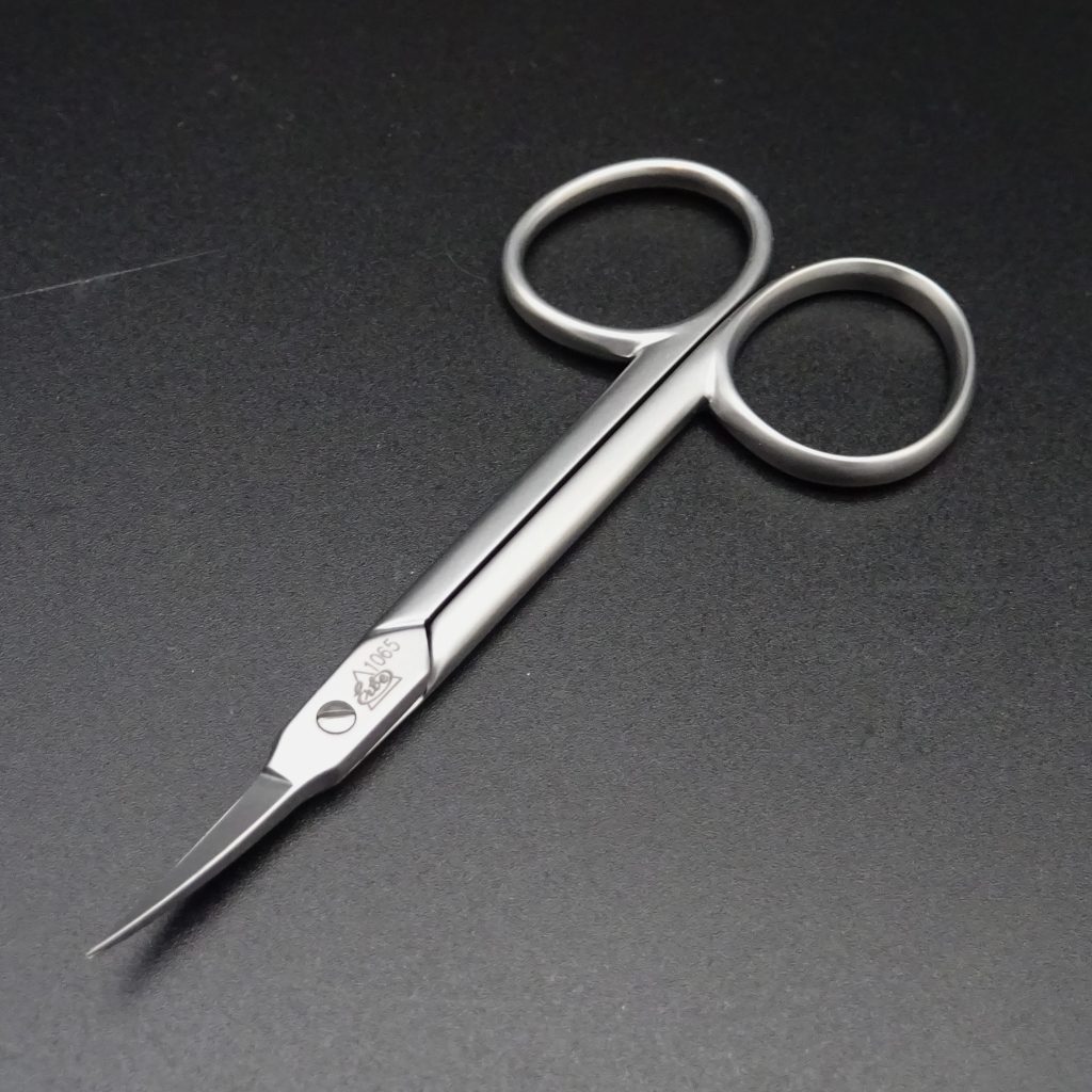 Erbe Solingen Nagelhautschere Turmspitz 9cm rostfrei edelmattiert • De Rosa feine Messer & Scheren Tegernsee Erbe Solingen Nagelhautschere Turmspitz 9cm rostfrei edelmattiert – Bild 3