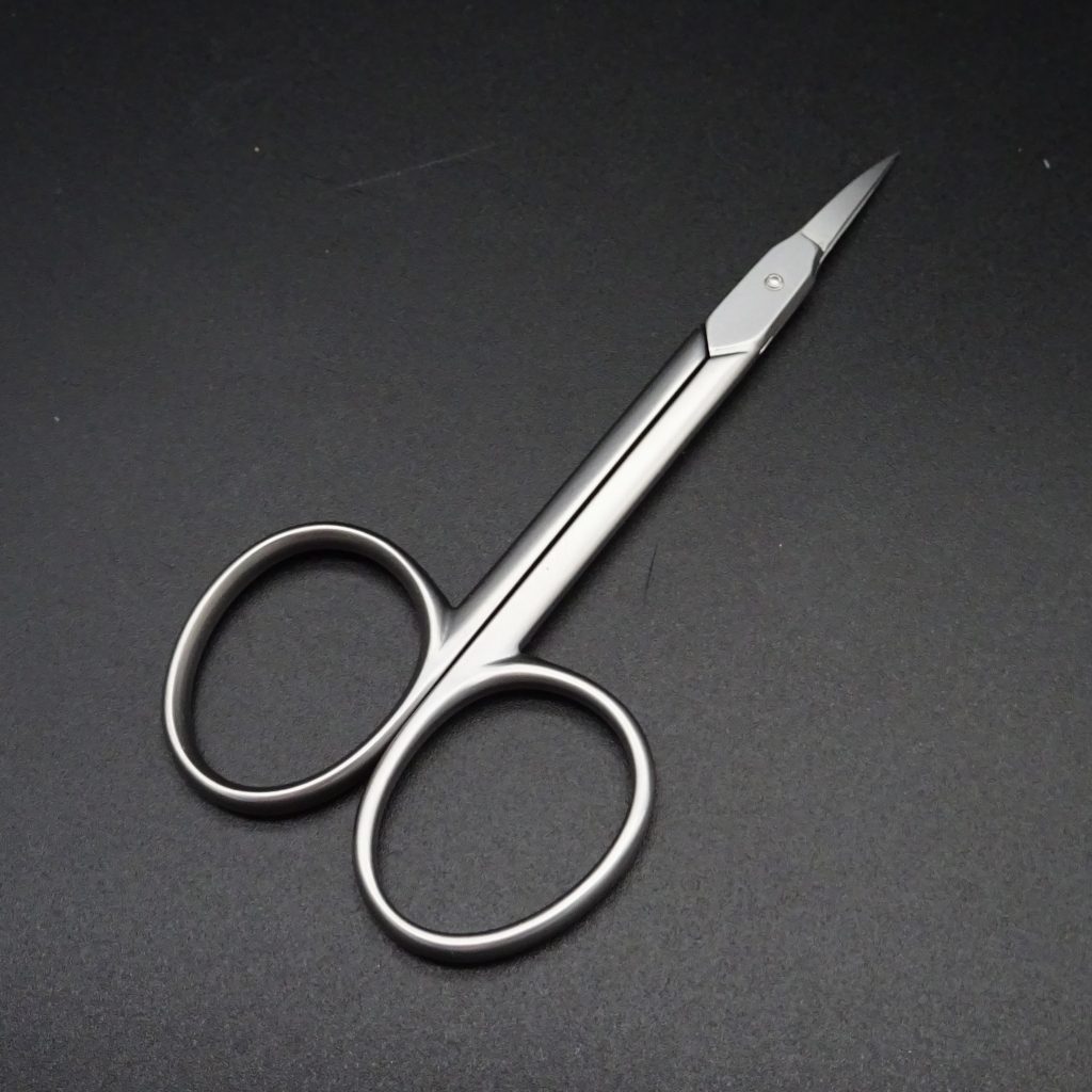 Erbe Solingen Nagelhautschere Turmspitz 9cm rostfrei edelmattiert • De Rosa feine Messer & Scheren Tegernsee Erbe Solingen Nagelhautschere Turmspitz 9cm rostfrei edelmattiert – Bild 4
