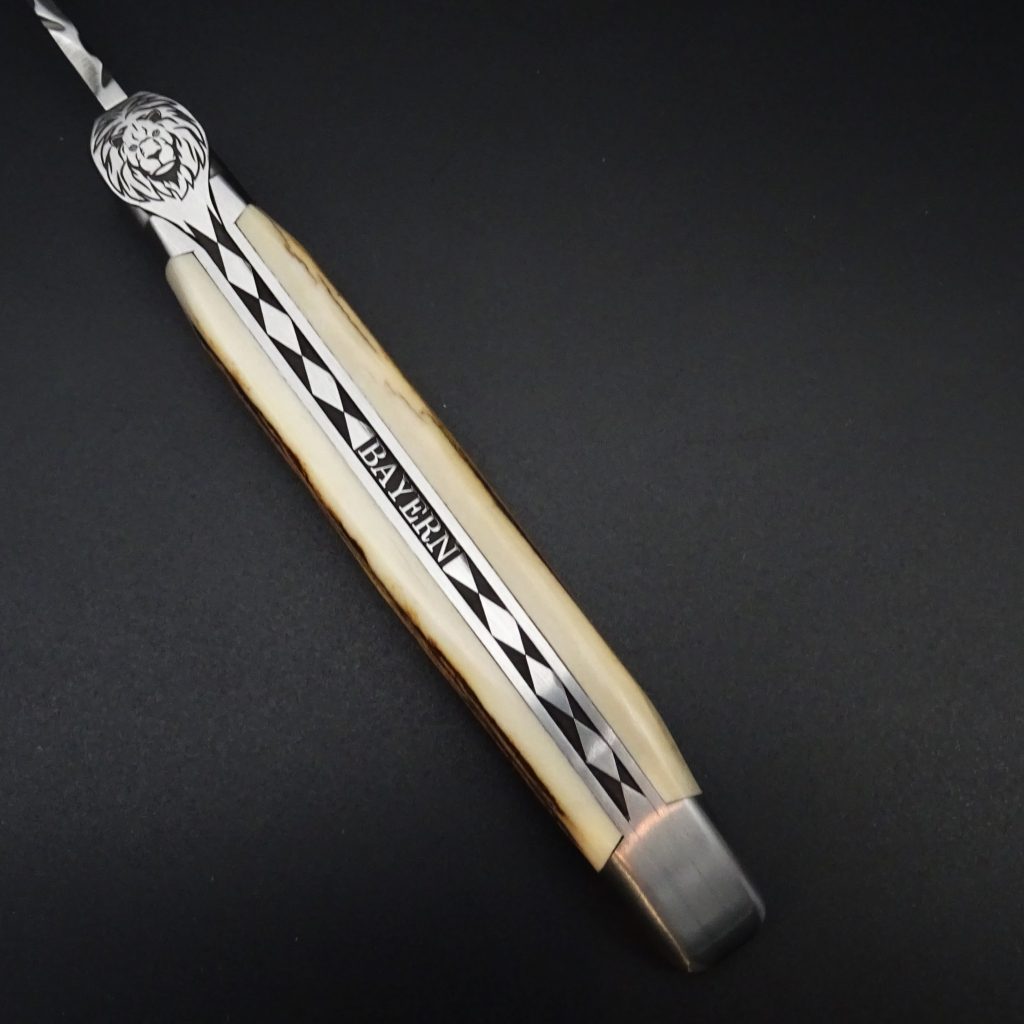 Laguiole Taschenmesser Edition Bayern Hirschhorn 9 cm Klinge 14C28-N • De Rosa feine Messer & Scheren Tegernsee Laguiole Taschenmesser Edition Bayern Hirschhorn 9 cm Klinge 14C28-N – Bild 5