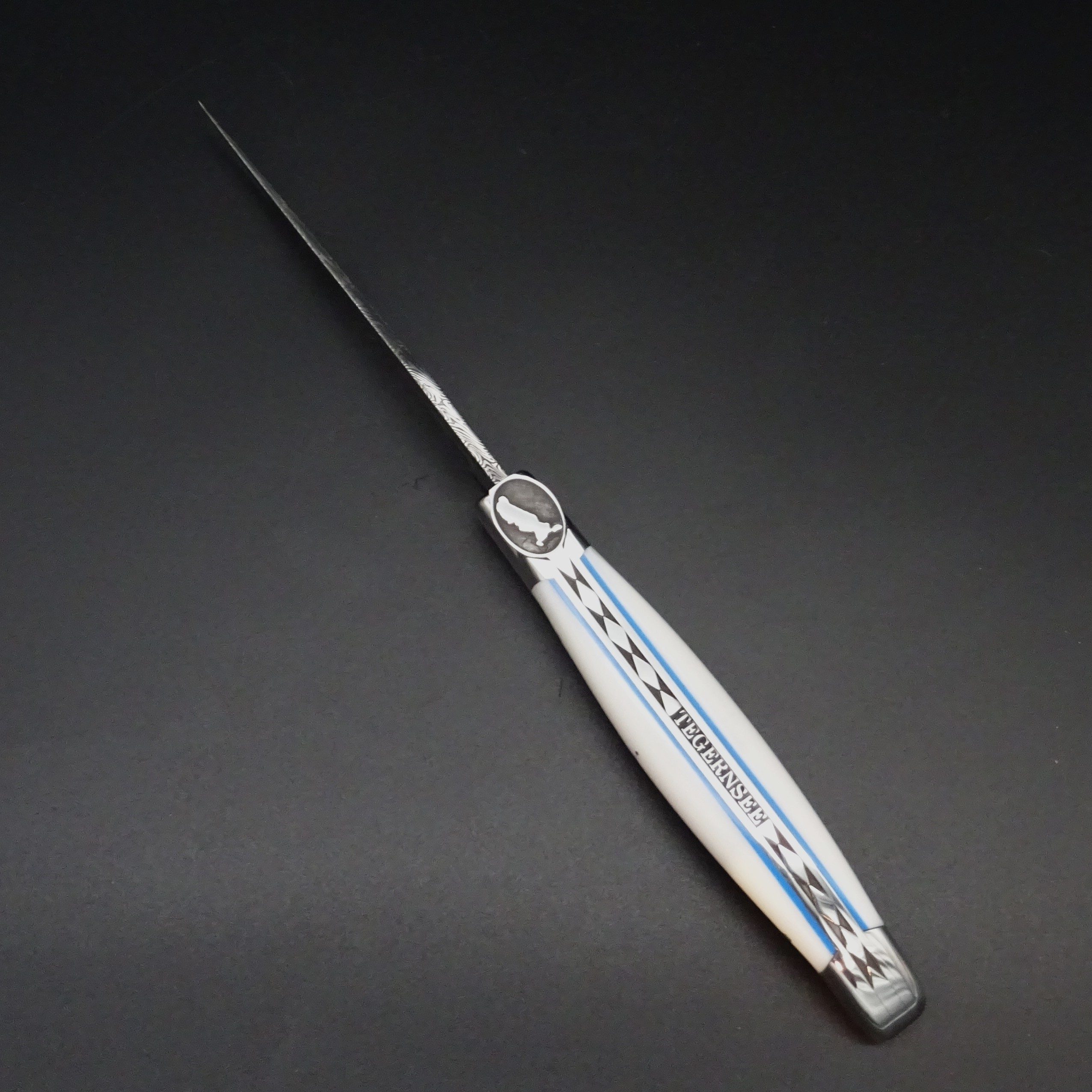 Laguiole Taschenmesser TEGERNSEE DAMAST Corian 9 cm Klinge • De Rosa feine Messer & Scheren Tegernsee Laguiole Taschenmesser TEGERNSEE DAMAST Corian 9 cm Klinge – Bild 10