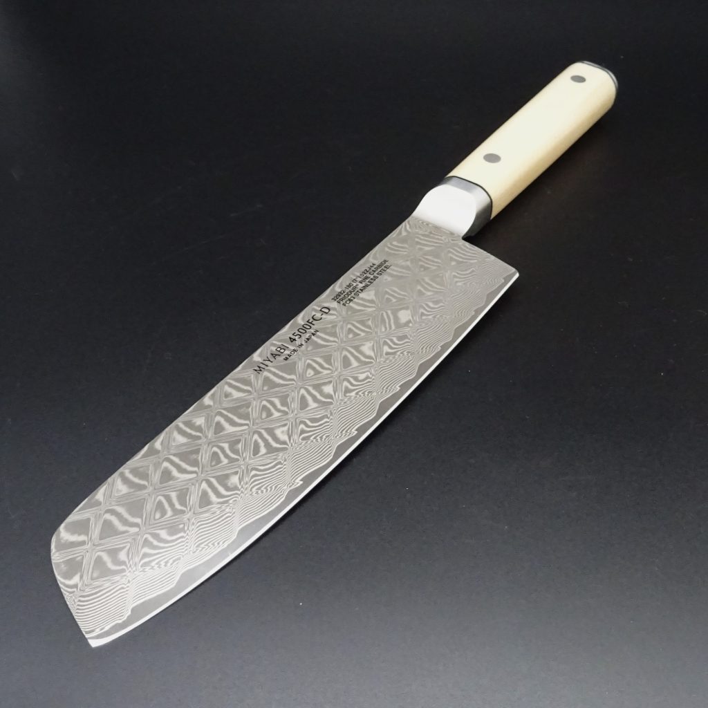 Myabi Mikoto 4500 FCD Nakirimesser 18 cm Klinge Damast Fine Carbide FC63 • De Rosa feine Messer & Scheren Tegernsee Myabi Mikoto 4500 FCD Nakirimesser 18 cm Klinge Damast Fine Carbide FC63 – Bild 3