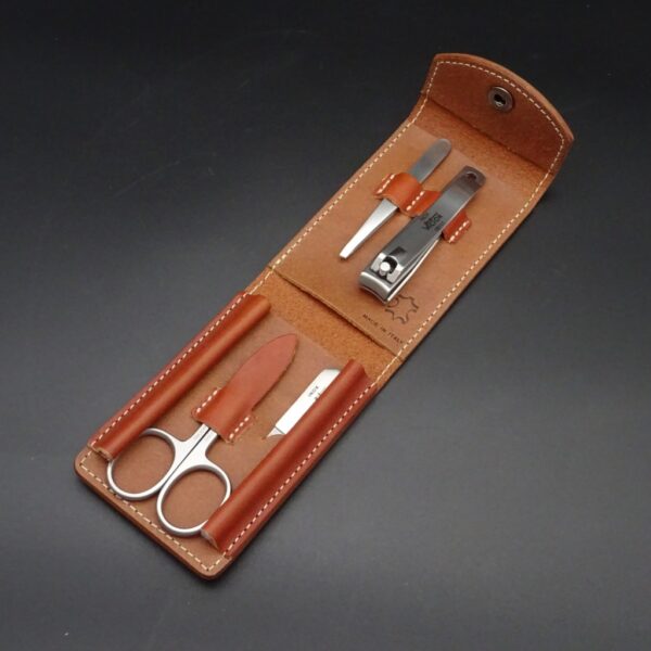 Nagelpflege-Set mit Schere, Knipser, Feile, Pinzette Edelstahl matt Lederetui braun