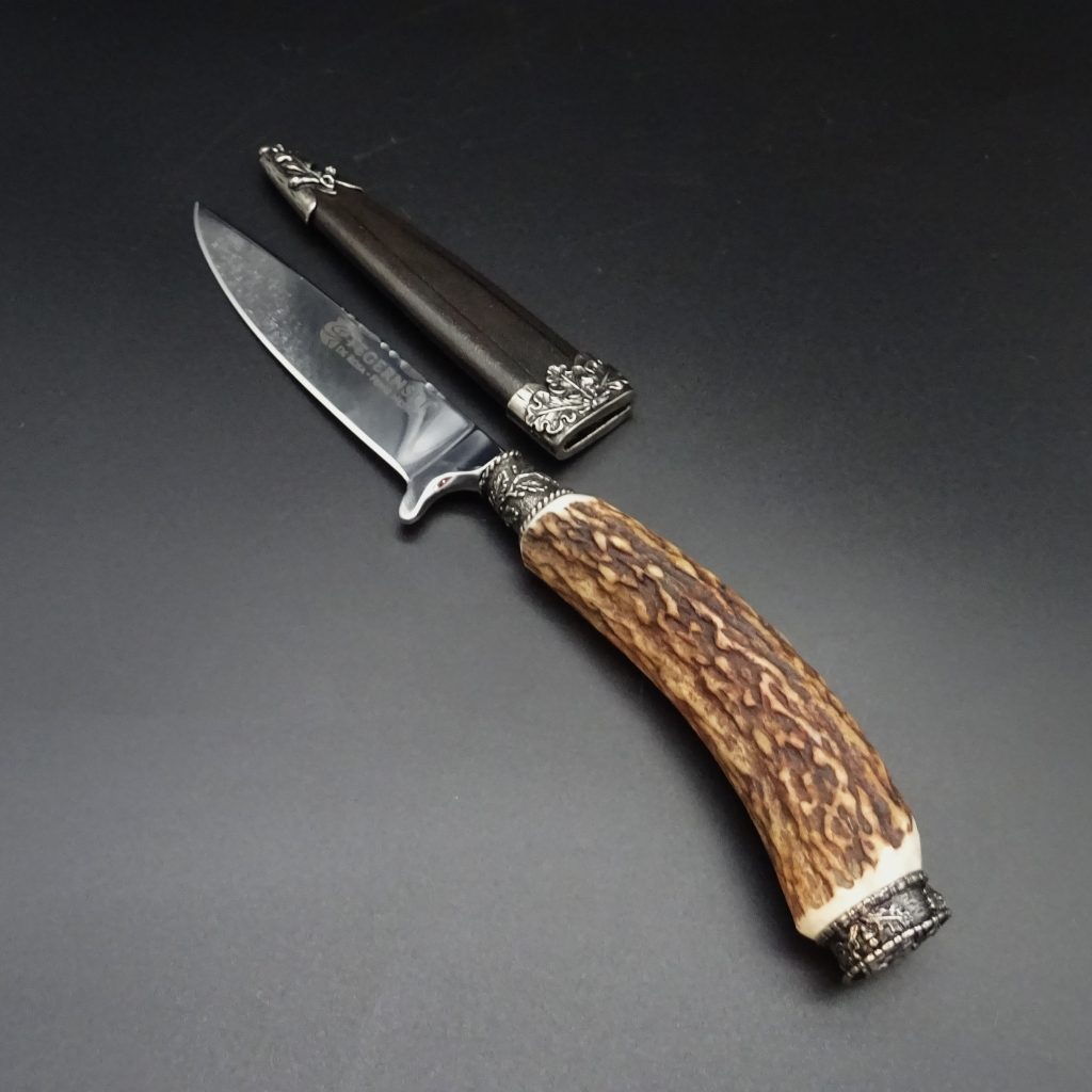 Trachtenmesser Hirschkappe feststehend 10 cm Klinge 1.4116 Hirschhorn • De Rosa feine Messer & Scheren Tegernsee Trachtenmesser Hirschkappe feststehend 10 cm Klinge 1.4116 Hirschhorn