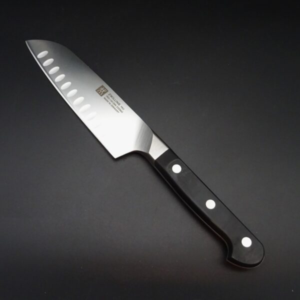 Zwilling Pro Santokumesser Kullenschliff 140 mm Klinge Spezial-Klingenstahl